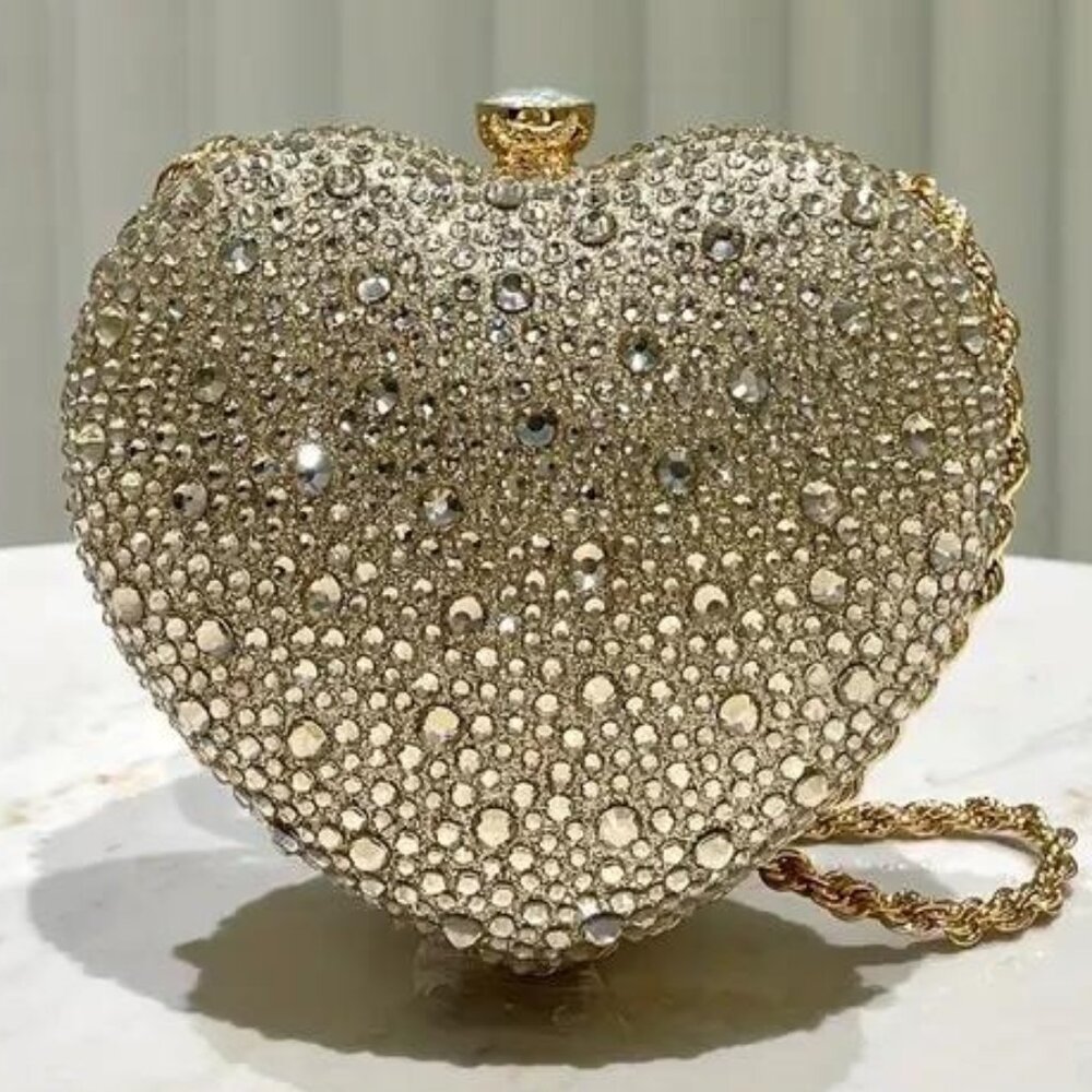 Elegant Gold Heart-Shaped Clutch
